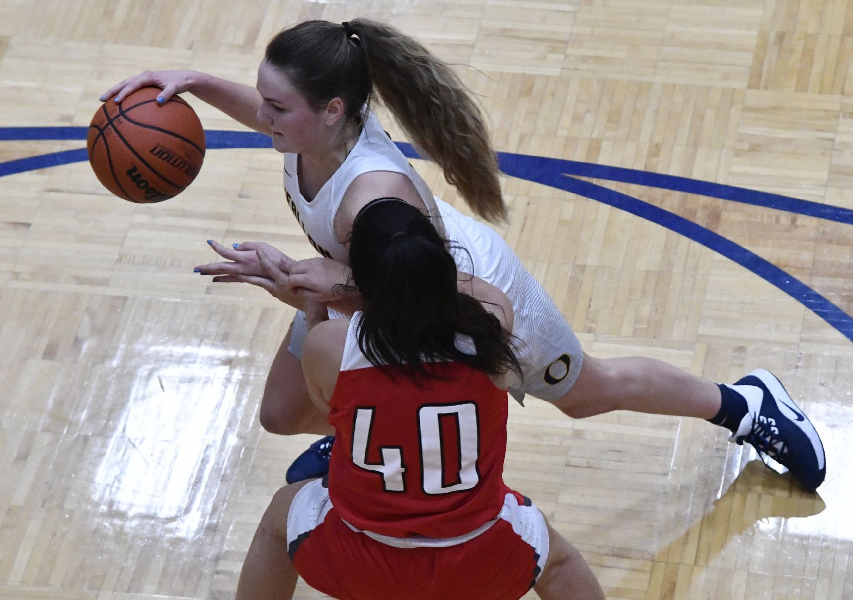 O’Fallon vs Chatham Glenwood in Southern Illinois Shootout basketball game